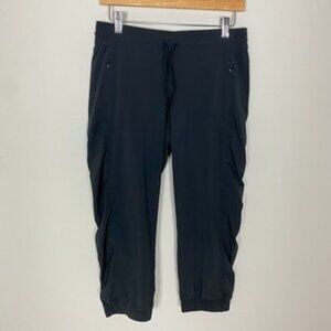 Athleta La Viva Capri Joggers Hiking Active Black Womens 4 Drawstring Elastic